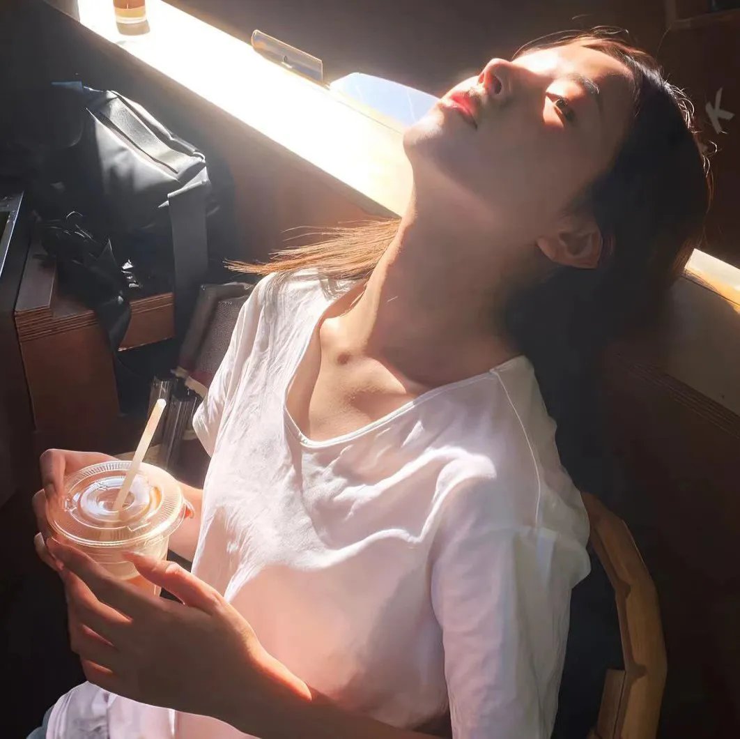 咫尺天涯一念间